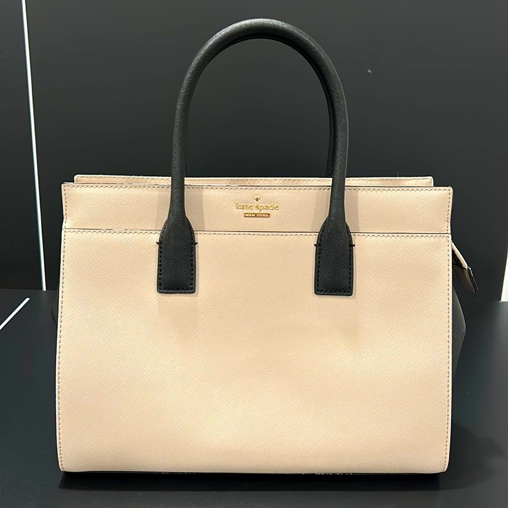 Authentic Kate Spade♠️vintage Cameron Street handbag NWOT Tusk & black leather⭐️